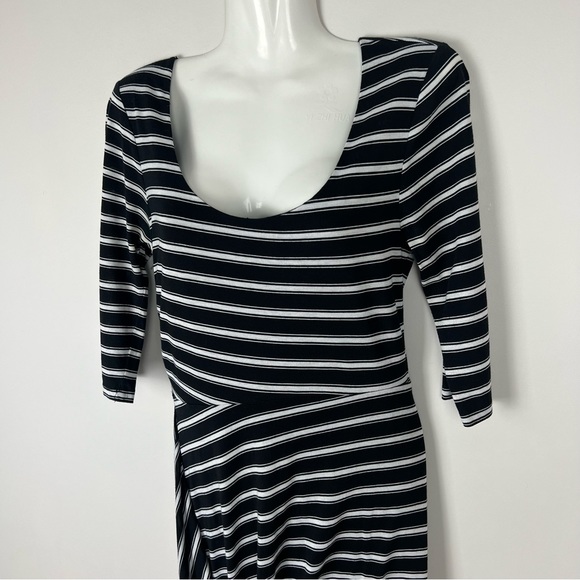 Witchery Women’s Dress Black White Striped Draped Asymmetric Half Sleeve Size 8 - Picture 7 of 13